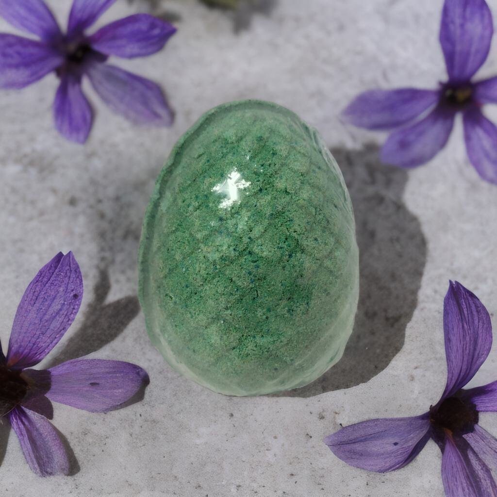 Handcrafted 3D Vegan Bath Bombs – Fun Shapes for All Ages